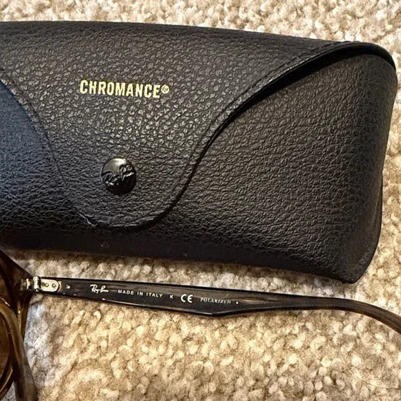 Unisex Ray-Ban Tortoise Shell Sunglasses - Picture 5 of 5